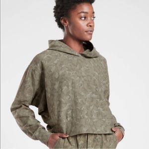 NEW Athleta Hooded Printed Farallon Sweatshirt Size Small